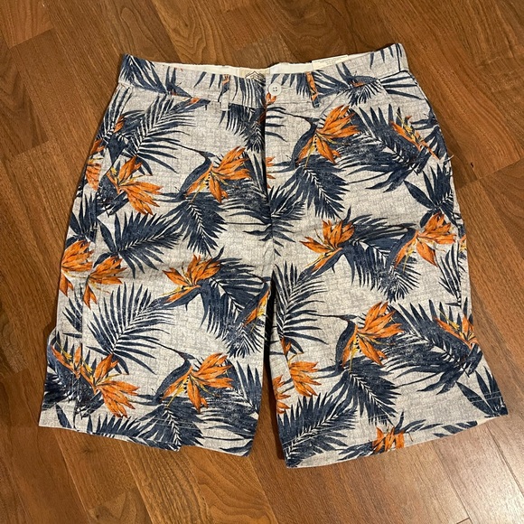 St. John's Bay Other - Brand new mens khaki shorts